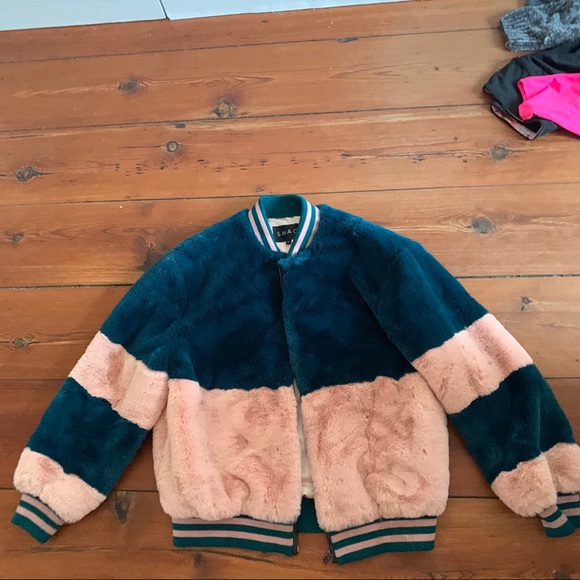 Shaci Faux Fur Color-block Jacket - Picture 3 of 6